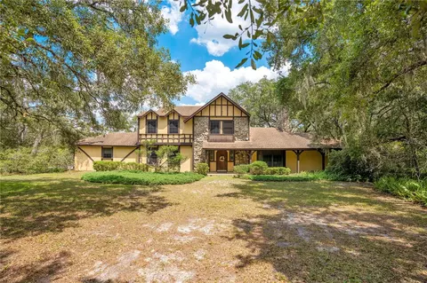 16835 Old Moulton Rd, Spring Hill, FL 34610