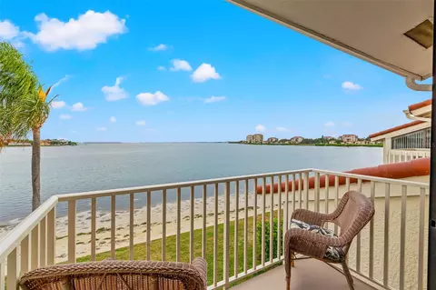 5608 Escondida Blvd S, Saint Petersburg, FL 33715