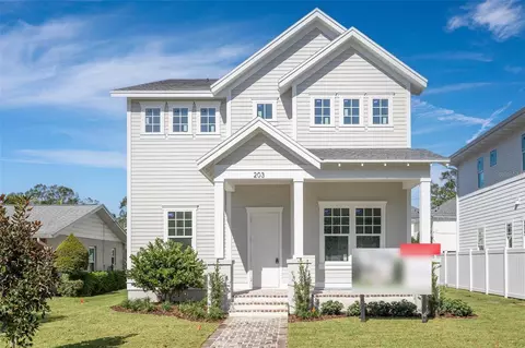 203 34th Ave N, Saint Petersburg, FL 33704