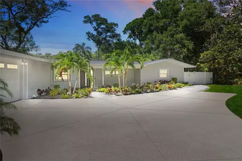 5375 40th Ave N, Saint Petersburg, FL 33709