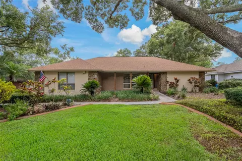 2614 Manor Oak Dr, Valrico, FL 33596