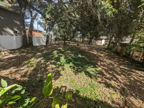 2210 E 23rd Ave, Tampa, FL 33605