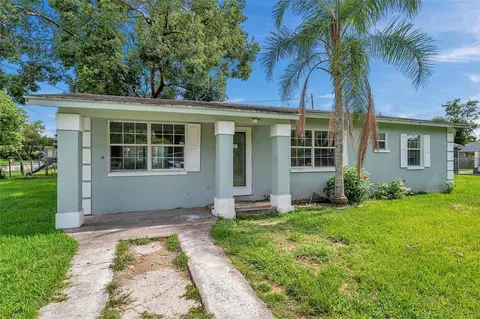 37404 Fiesta Dr, Dade City, FL 33523