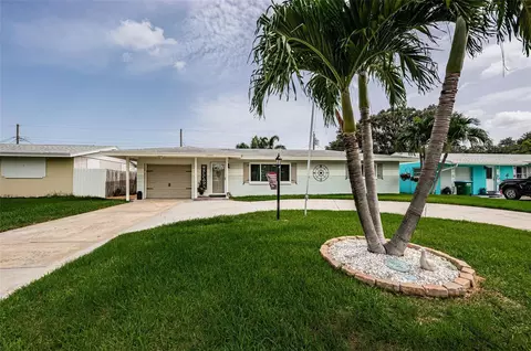 11971 79th Ave, Seminole, FL 33772