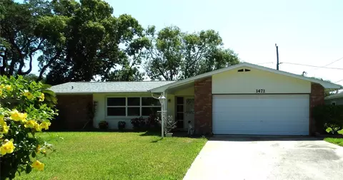 1471 Ruth Rd, Dunedin, FL 34698