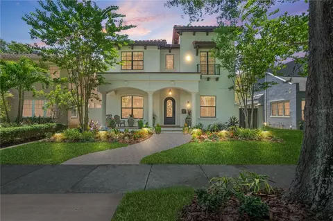 1050 15th Ave N, Saint Petersburg, FL 33704