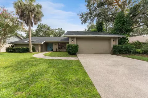 624 Fayette Dr N, Safety Harbor, FL 34695