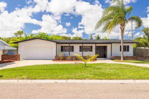 2400 Roberta St, Largo, FL 33771