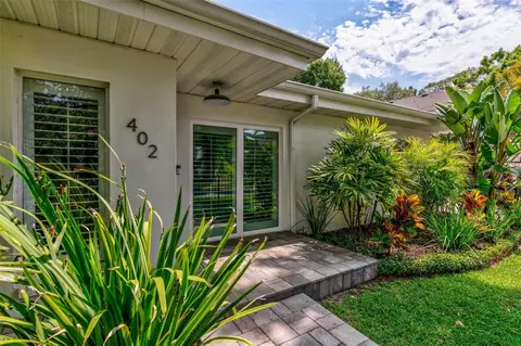 402 S Royal Poinciana Dr, Tampa, FL 33609