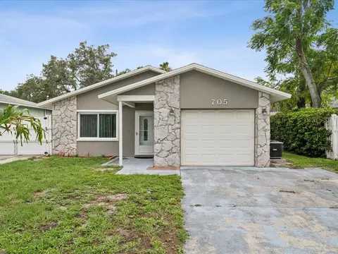 705 Butler St, Safety Harbor, FL 34695