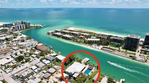 655 77th Ave, Saint Pete Beach, FL 33706