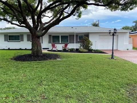 11498 64th Ave, Seminole, FL 33772