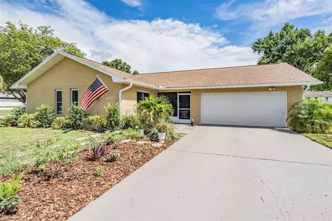 2839 Thistle Ct N, Palm Harbor, FL 34684