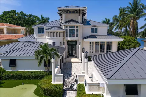420 Coffee Pot Riviera NE, Saint Petersburg, FL 33704
