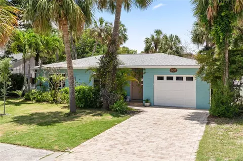 803 Bruce Ave, Clearwater Beach, FL 33767