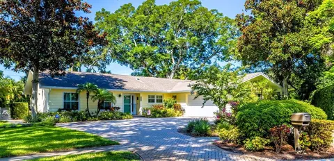 1173 Glenmoor Ct, Clearwater, FL 33764