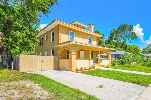 1451 14th St S, Saint Petersburg, FL 33705