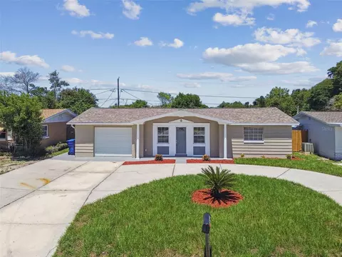3325 Kimberly Oaks Dr, Holiday, FL 34691
