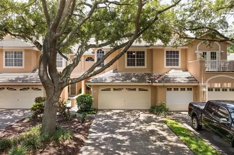 345 Red Cedar Ct NE, Saint Petersburg, FL 33703