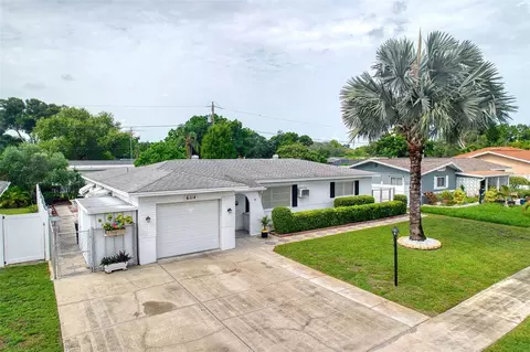 6114 38th Ave, Saint Petersburg, FL 33710