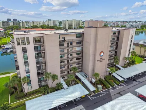 7600 Sun Island Dr S #405, South Pasadena, FL 33707