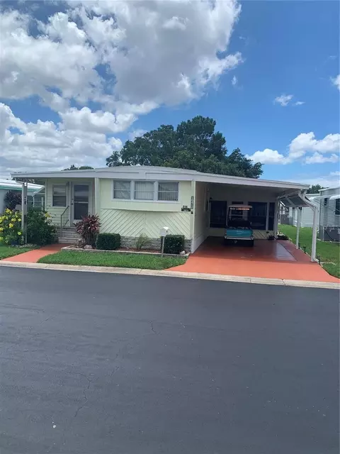 10412 Holiday Shores Dr, Largo, FL 33773