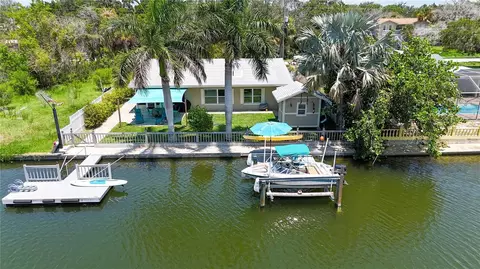 6806 Harbor Dr, Hudson, FL 34667