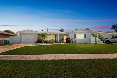 11009 Freedom Blvd, Seminole, FL 33772