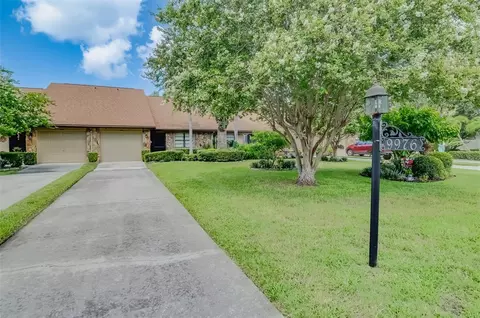 9976 Lake Seminole Dr W, Largo, FL 33773