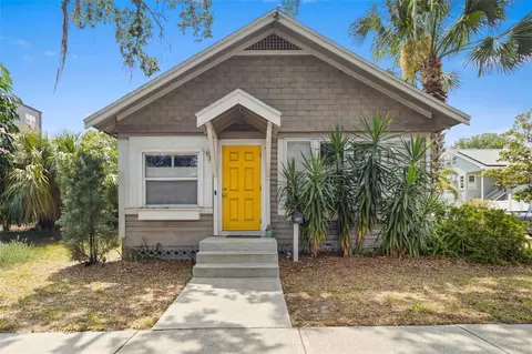 736 Dartmoor St N, Saint Petersburg, FL 33701