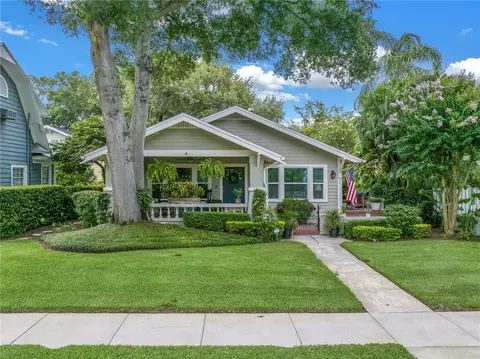 215 19th Ave NE, Saint Petersburg, FL 33704