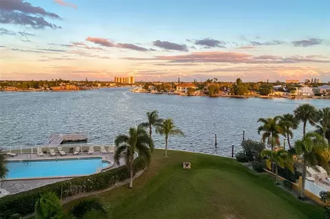 10315 Gulf Blvd #307, Saint Petersburg, FL 33706