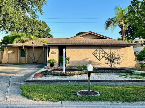 3143 Chamblee Ln, Clearwater, FL 33759