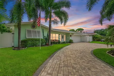 5244 40th St S, Saint Petersburg, FL 33711