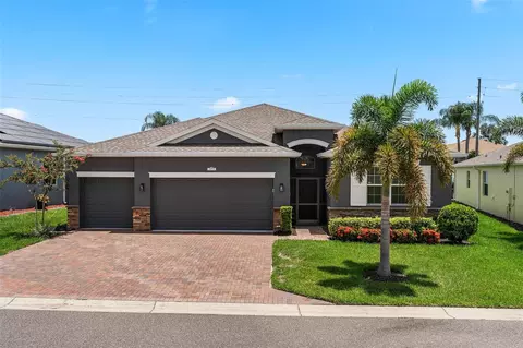 2973 Dayton Dr, Winter Haven, FL 33884