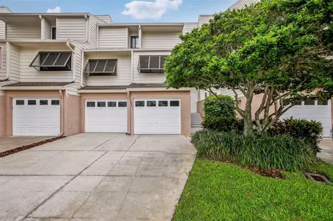 14067 Lake Pt, Clearwater, FL 33762