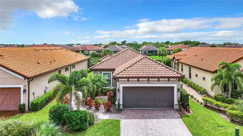 10122 Highland Park Pl, Palmetto, FL 34221
