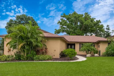 30 Sycamore Ct, Palm Harbor, FL 34683