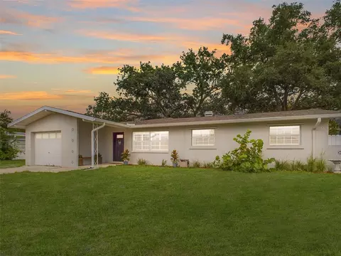 1714 Prince Philip St, Clearwater, FL 33755
