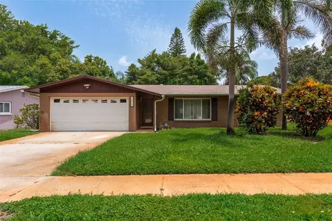 2477 13th Ave SW, Largo, FL 33770