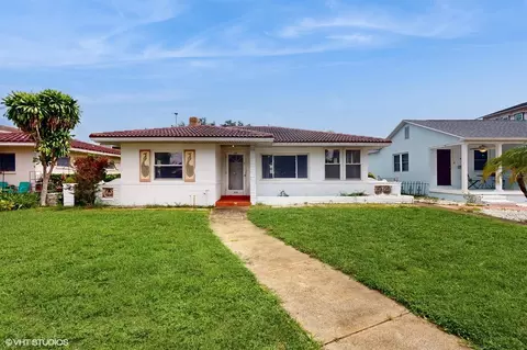 824 30th Ave N, Saint Petersburg, FL 33704