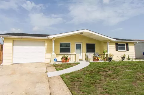 1441 Weyford Ln, Holiday, FL 34691