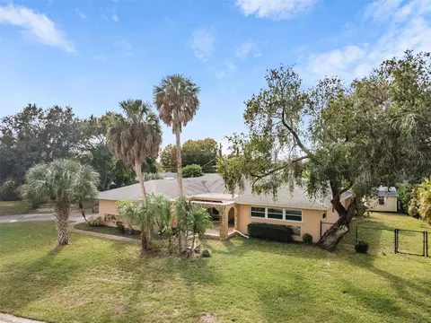 5748 Foley St, Seminole, FL 33772