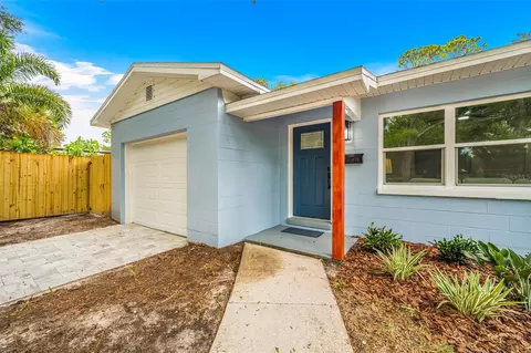 620 63rd Ave S, Saint Petersburg, FL 33705