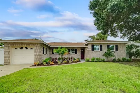7196 Darien Way, Clearwater, FL 33764