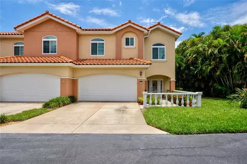 6247 Vista Verde Dr W, Saint Petersburg, FL 33707