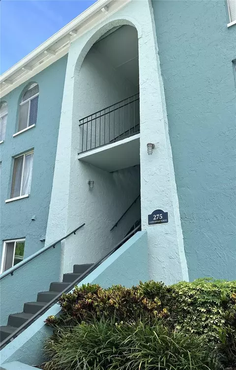 275 114th Ave N #5, Saint Petersburg, FL 33716