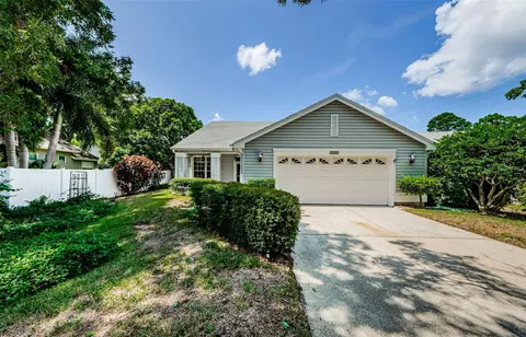 2136 Sussex Ct, Palm Harbor, FL 34683