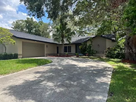4922 Lake Valencia Blvd W, Palm Harbor, FL 34684