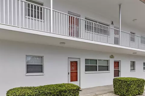 1325 58th St N #102A, Saint Petersburg, FL 33710